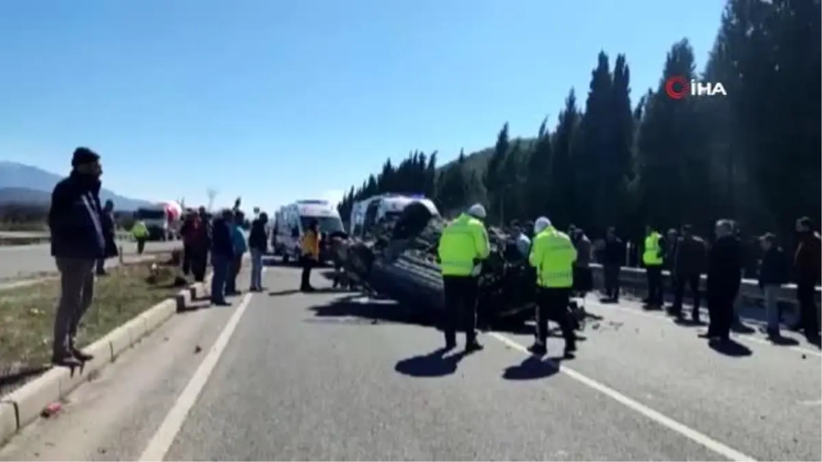 Kontrolden çıkan otomobil karşı şeride geçip takla attı: 4 yaralı