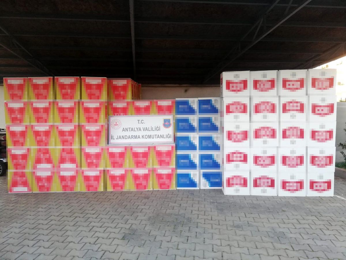 Manavgat\'ta 1 milyon 200 bin liralık makaron ele geçirildi
