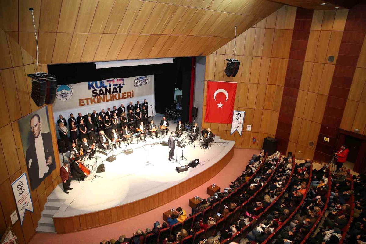 Türk Sanat Müziği Gecesi düzenlendi