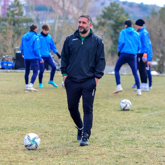 Ümit Karan, Uşakspor ile ilk antrenmanına çıktı