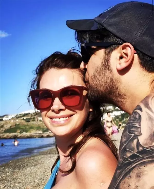 Ünlü Oyuncu Boşanma Kararı Aldı