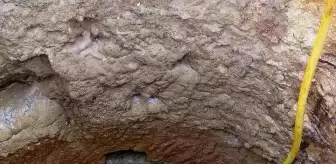 12 metre derinliğinde kuyuya traktörü ile düştü, yüzerek çıktı