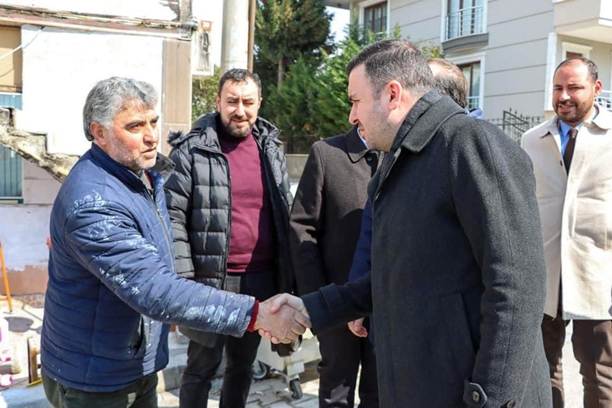 AK Parti İl Başkanı Bağatar'dan evi yanan vatandaşlara ziyaret