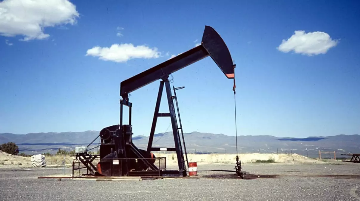 Akaryakıtta her an fiyat düşürülebilir! Brent petrolün varil fiyatı 100 doların altına indirildi