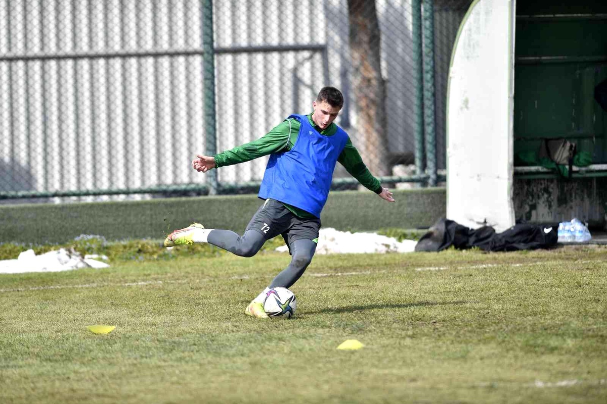 Bursaspor\'da Balıkesirspor maçı hazırlıkları sürüyor