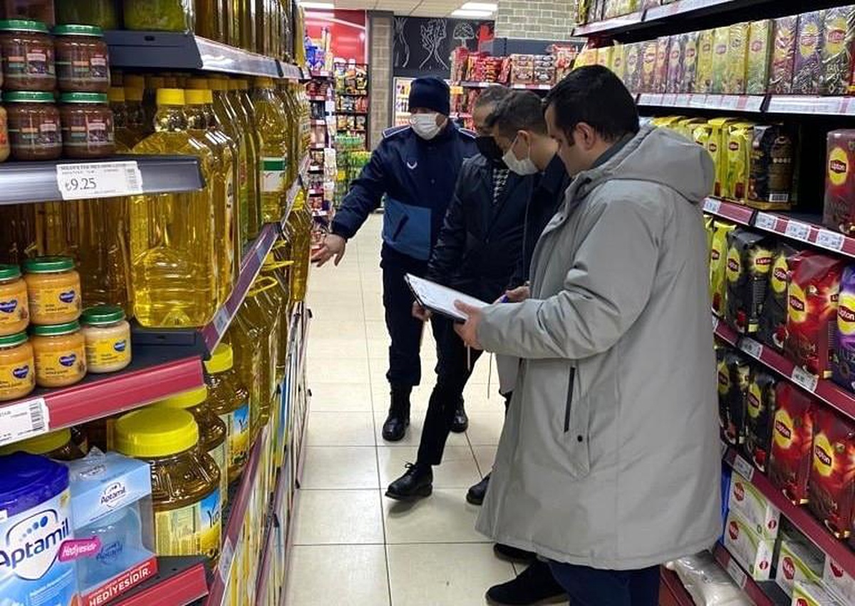 Cumayeri\'nde zabıta marketleri denetledi