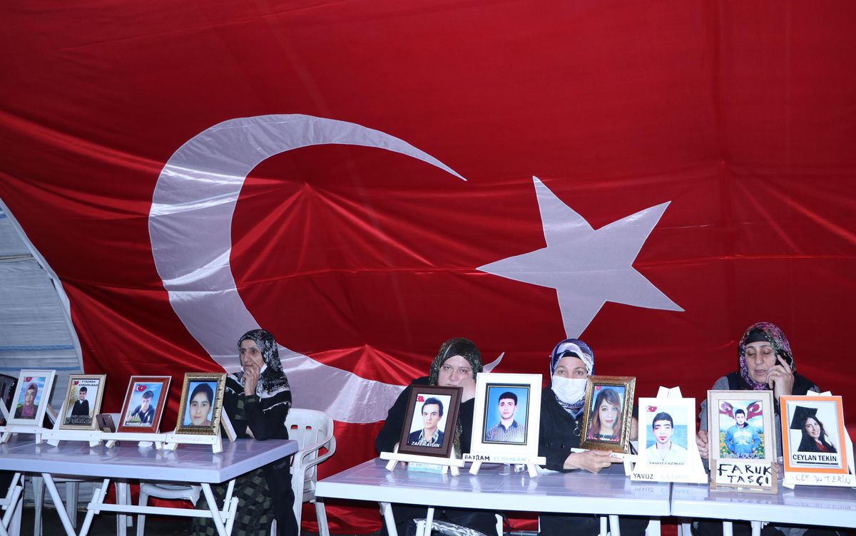 Diyarbakır anneleri evlatlarına kavuşmak istiyor