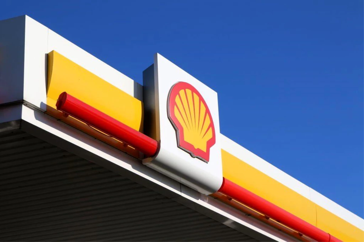 İngiltere\'de Shell yönetim kurulu üyelerine dava: \'Net sıfır emisyon hedefi için gerekeni yapmadılar\'