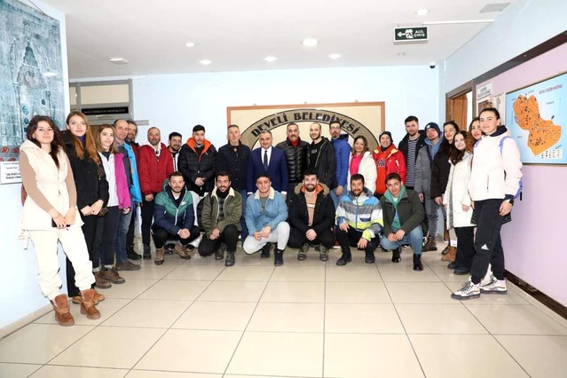 Kayak ve Snowboard Eğitimi Düzenlendi