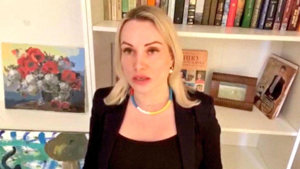 Marina Ovsyannikova: Rusya televizyonunda Ukrayna\'nın işgalini protesto etmesi sonrası haber alınamayan editör