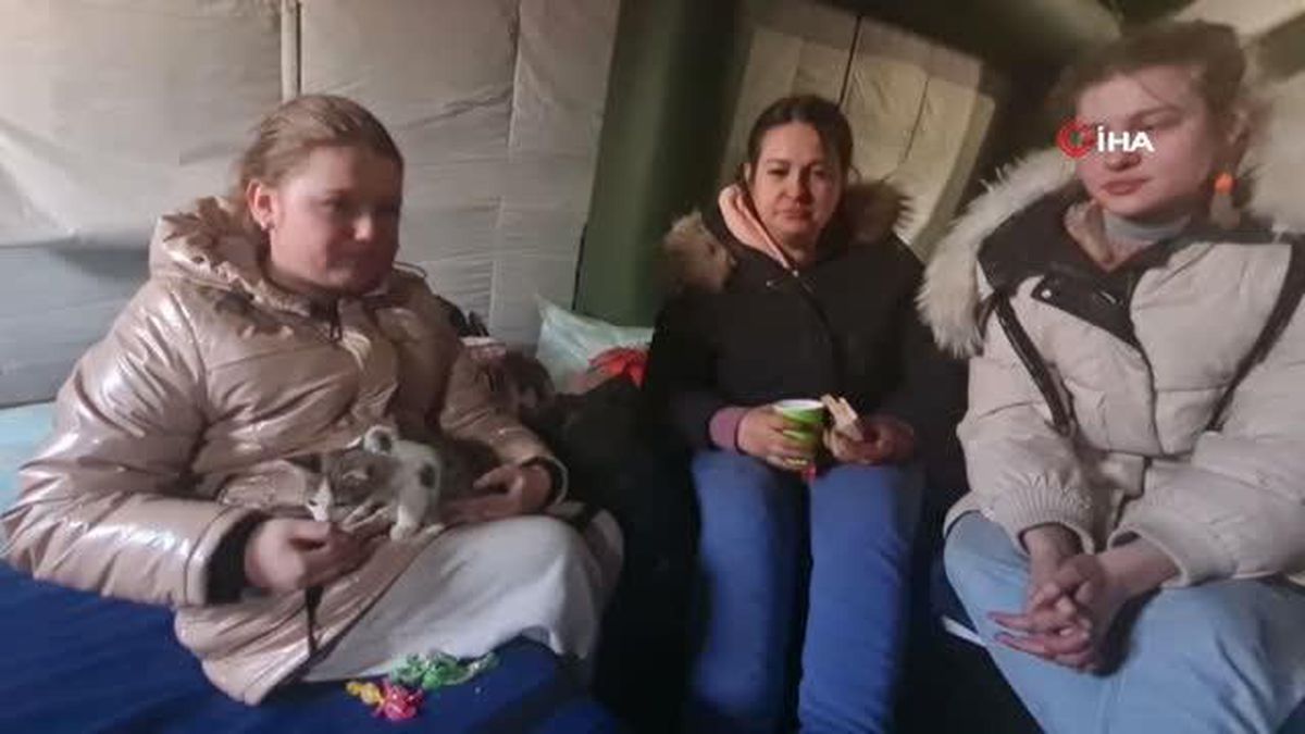 Mariopol'den 2 Bin Araç Tahliye Edildi