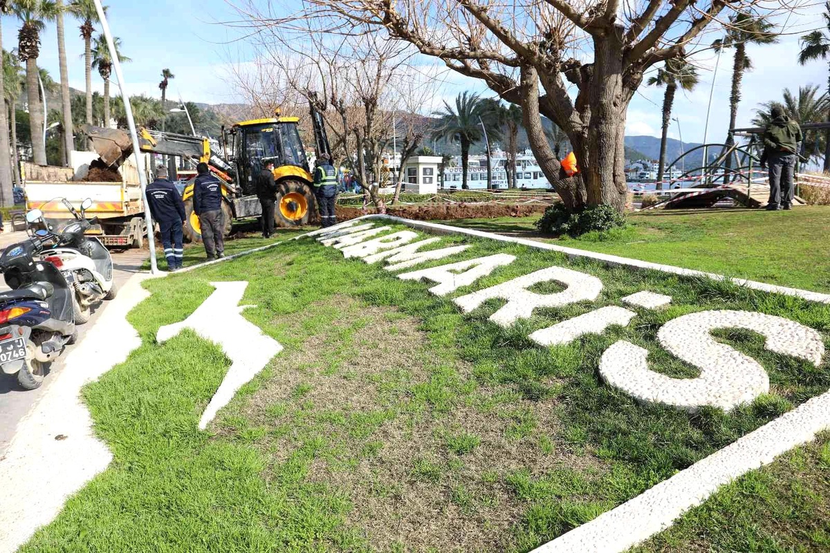 Marmaris Belediyesi Türkmenistan Parkı\'na yeni görünüm kazandırıyor