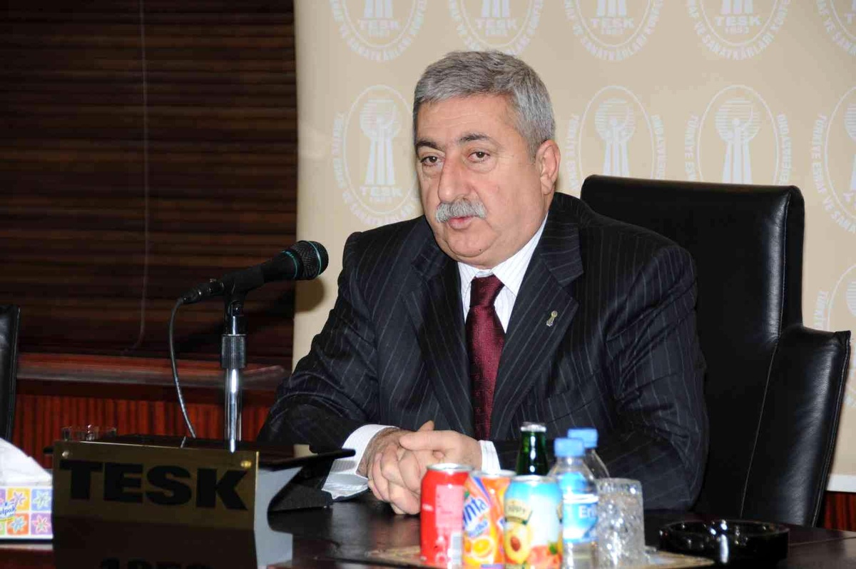 Palandöken: "Esnafımız sigorta eğitimlerini kaçırmamalı"