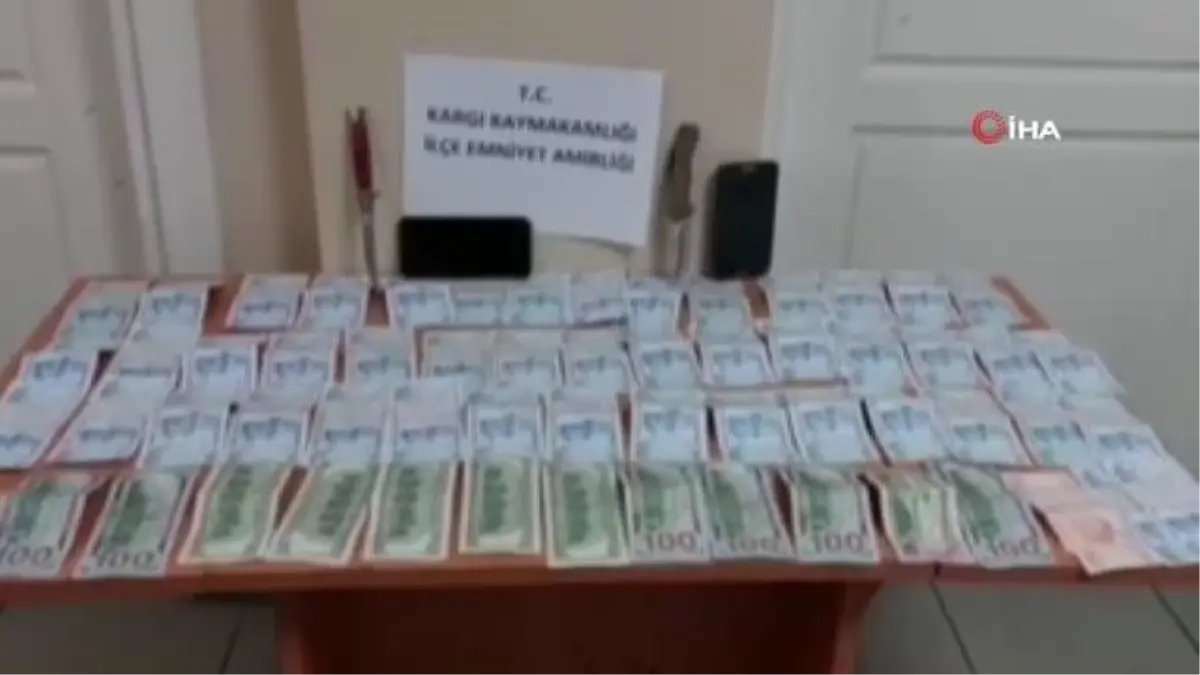 Polisten kod adı 'yıldız' operasyonu- Adana'dan Çorum'a dolandırıcılık yolcuğuna çıkan şebekeye polisten operasyon