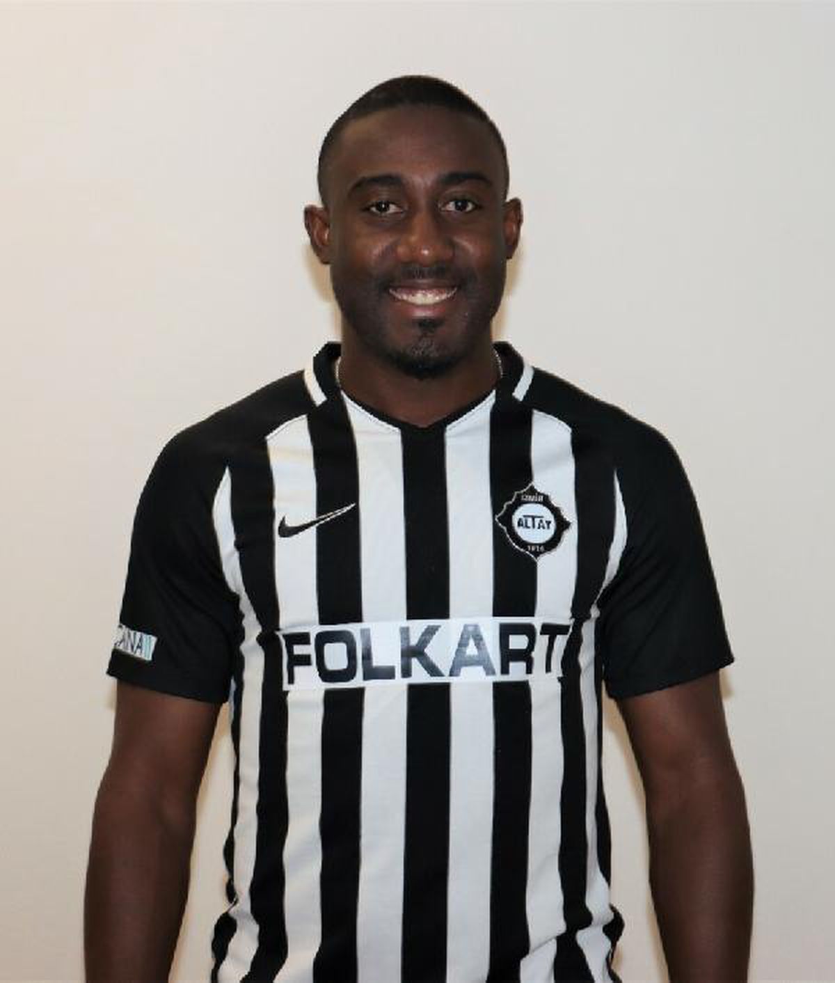 Altay\'da Serge Aka kayıplarda