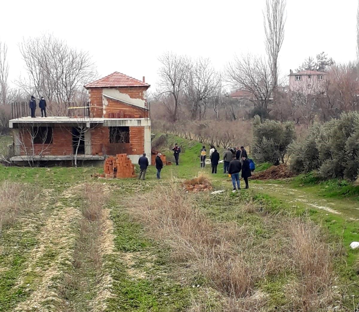 Cezaevinden izinli çıkan hükümlünün cansız bedeni inşatta bulundu