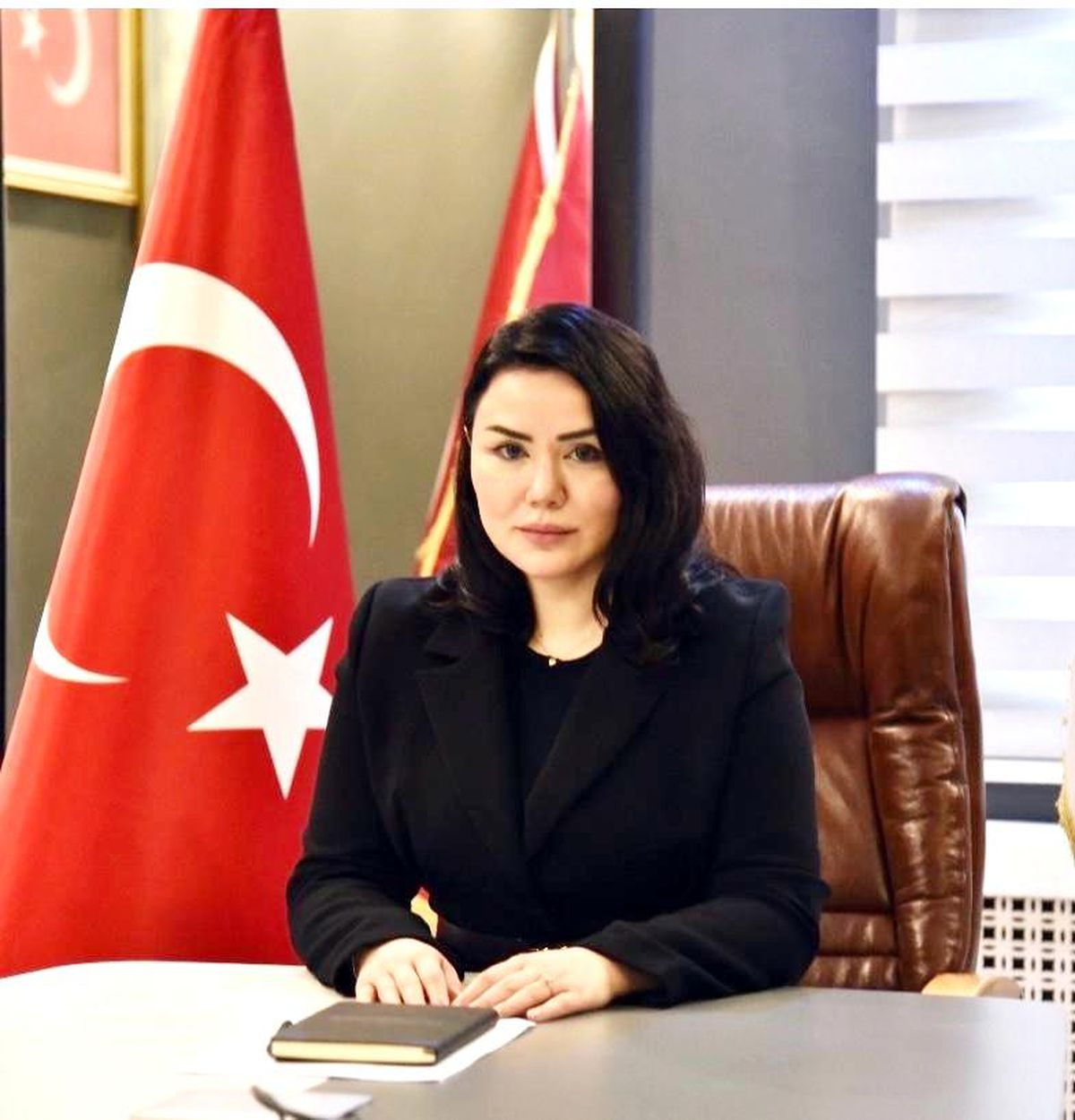 Gücüyener sordu: 'Büyükşehir son aylarda ne kadar kamu ve yeşil alanı imara açtı?'