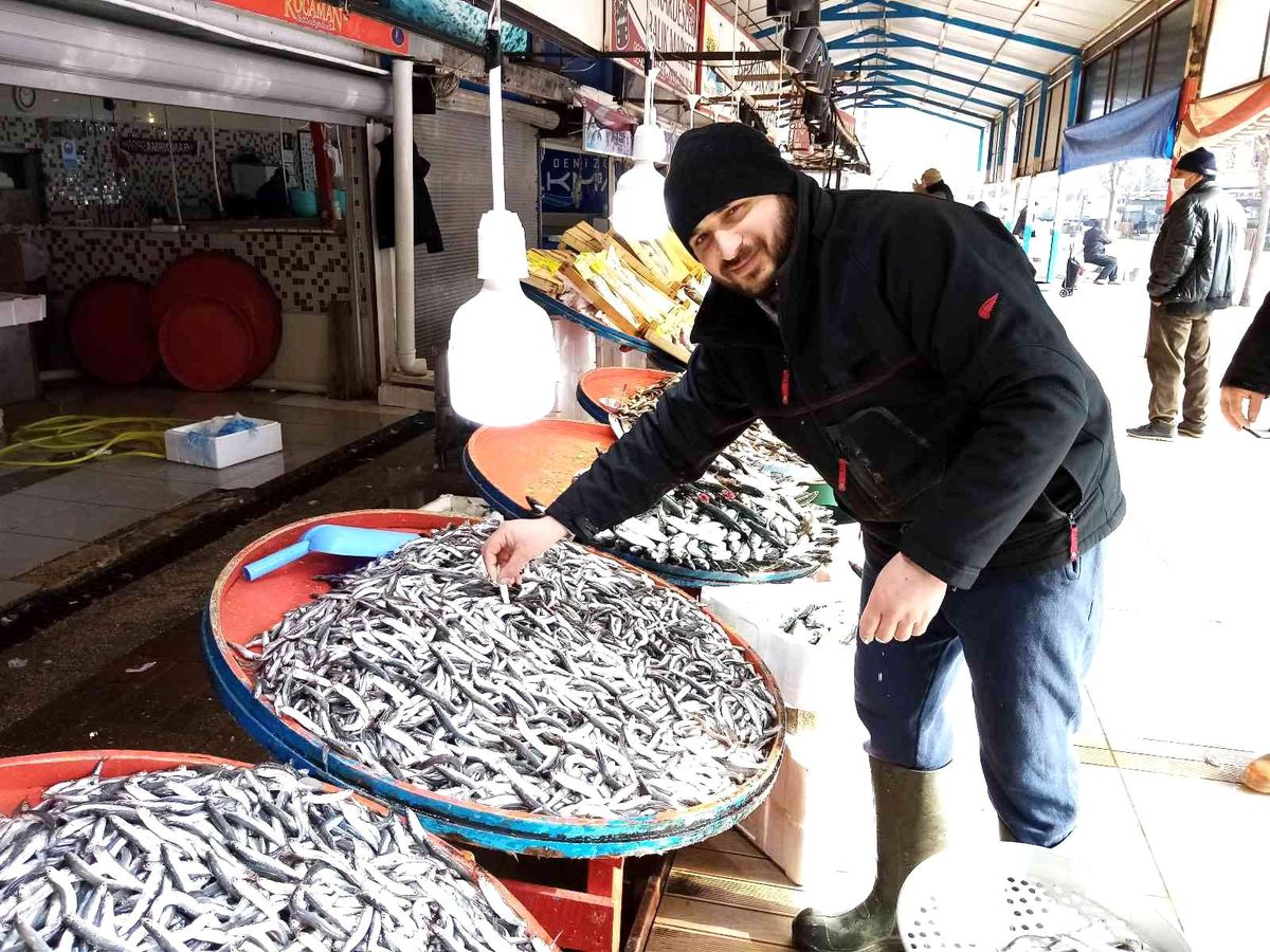 Hamsinin kulağına kar suyu kaçtı
