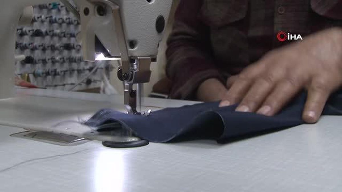Hobi olarak başladı, terzi dükkanını müzeye çevirdi