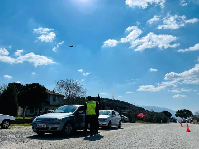 İzmir'de helikopter destekli trafik denetimi