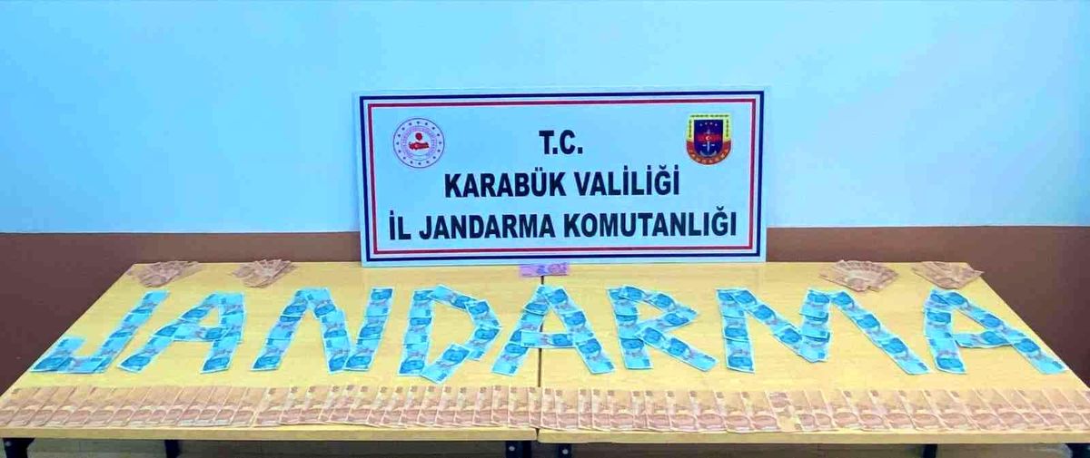Son dakika haber | Karabük\'te jandarma ekipleri 11 bin liralık sahte para ele geçirdi