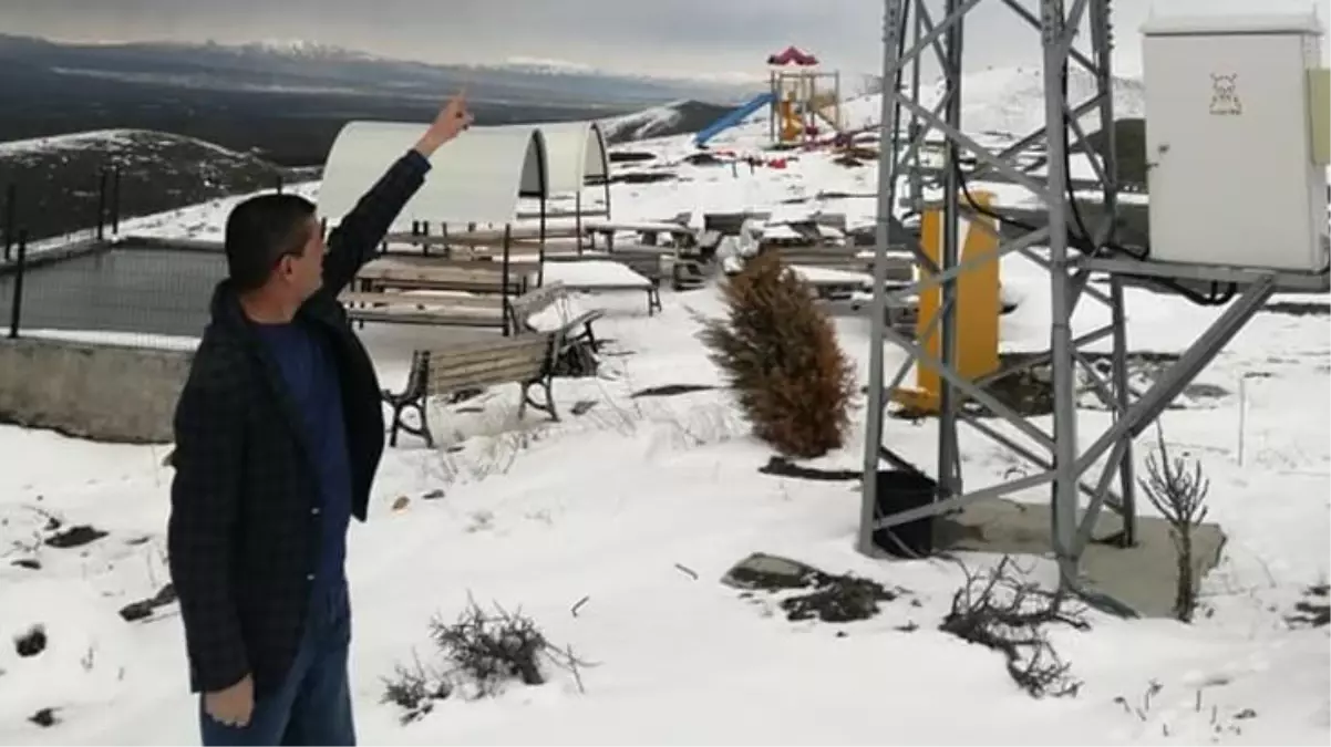 Defineciler, muhtarı canından bezdirdi! Son çare kamera sistemi kurdu