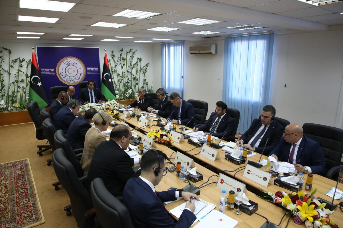 Libya Başkanlık Konseyi Başkanı, 18 büyükelçiyle BM girişimini destekleme yollarını görüştü