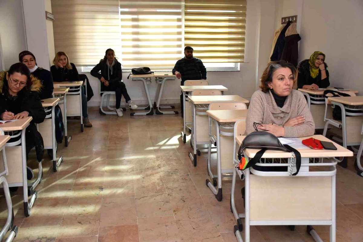 Şehzadeler Belediyesi\'nden istihdam garantili meslek kursu