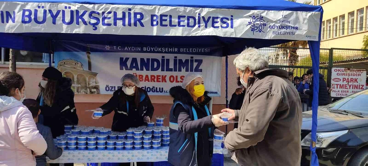 Aydın Büyükşehir Belediyesi\'nden Berat Kandili\'nde helva hayrı