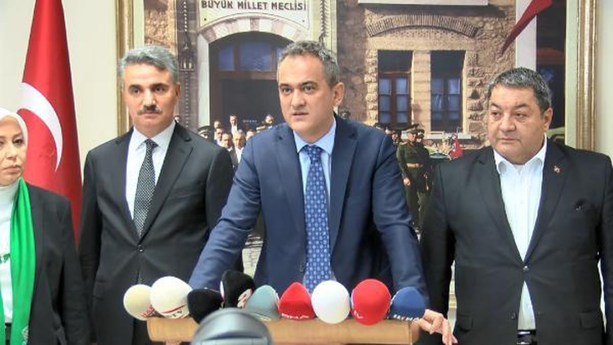 Bakan Özer: 'Doğalgaz erişimi olup da doğalgaza dönüşümü yapmamış hiç bir okulu bırakmayacağız'