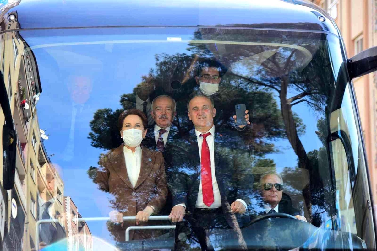 Başkan Kaya, İYİ Parti Genel Başkanı Akşener\'i ağırladı