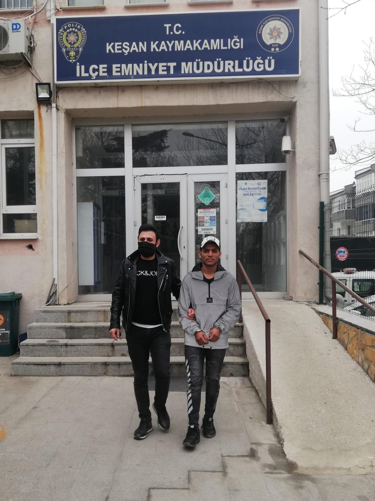 Edirne\'de hırsızlık iddiasıyla yakalanan şüpheli tutuklandı
