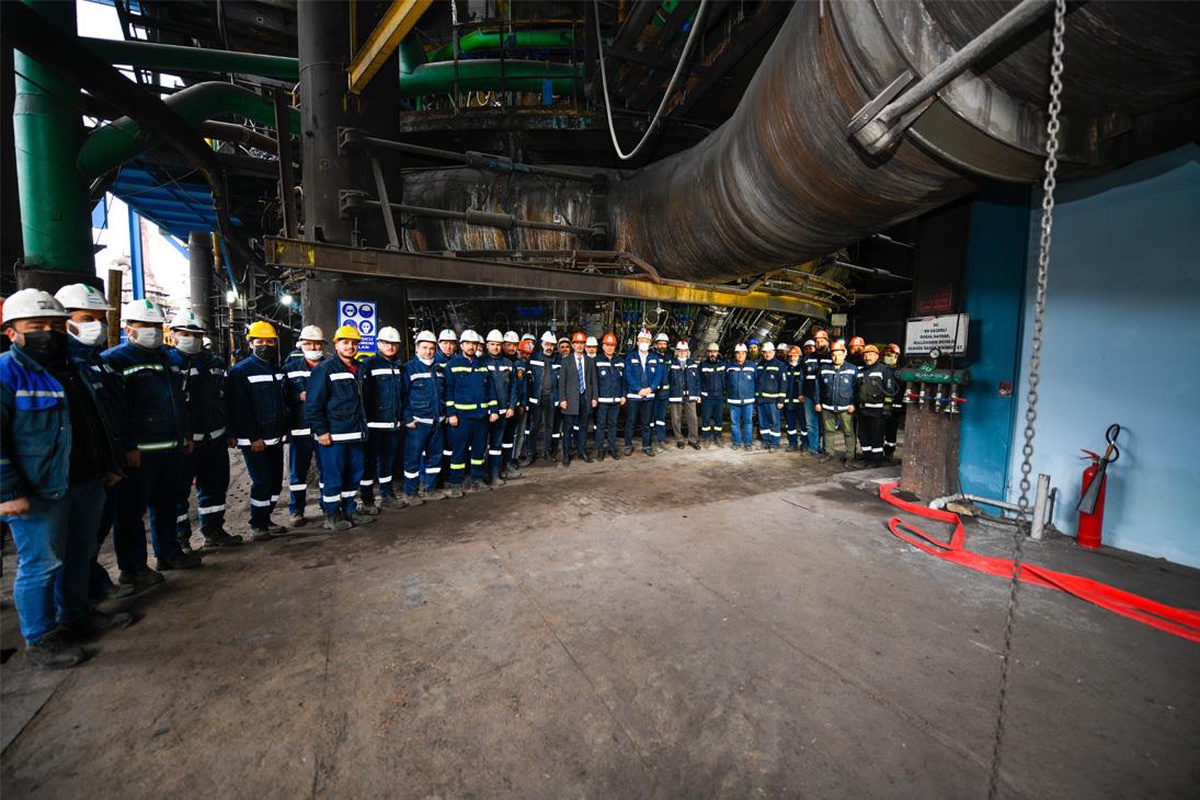 KARDEMİR\'in metal işlemek için kullandığı Türkiye\'nin ilk yüksek fırını yenilenerek devreye alındı