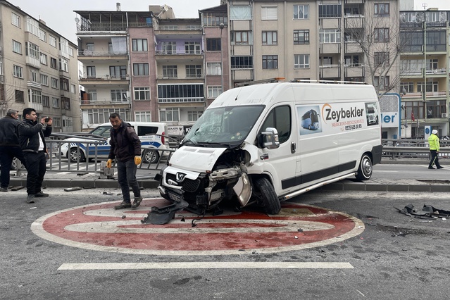 Zincirleme trafik kazasında 1 kişi yaralandı