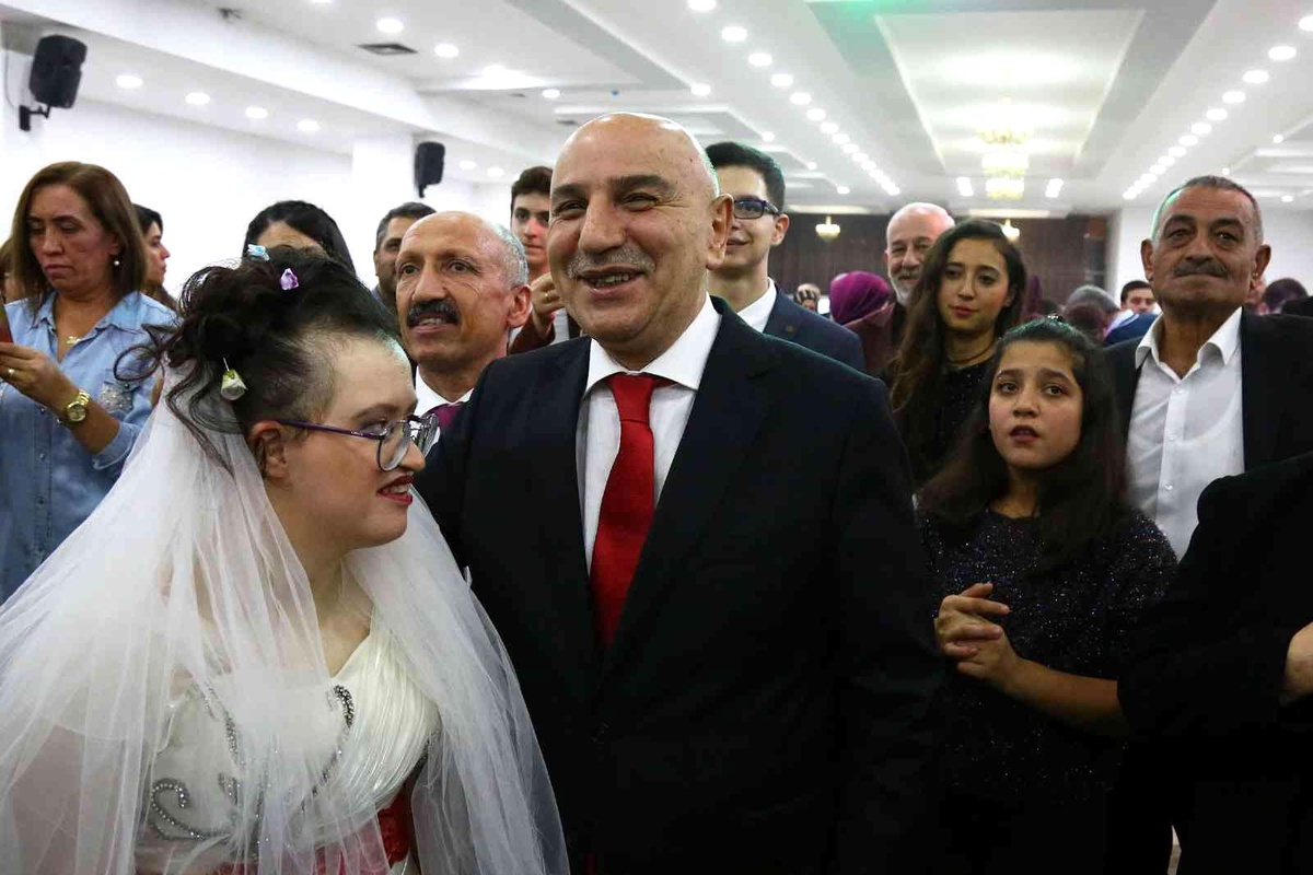 Keçiören\'de ücretsiz düğün salonlarına yoğun talep