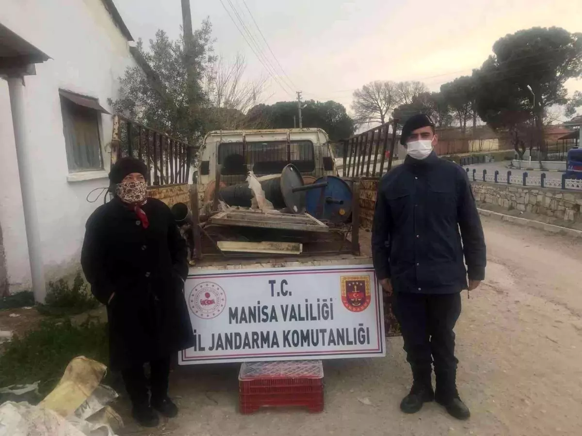 Manisa\'da bağ evinden hırsızlığa 3 tutuklama