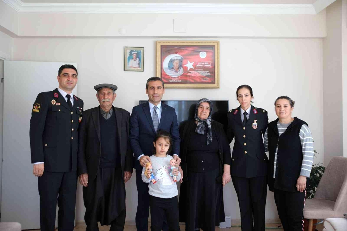 Şehit aileleri yalnız bırakılmıyor