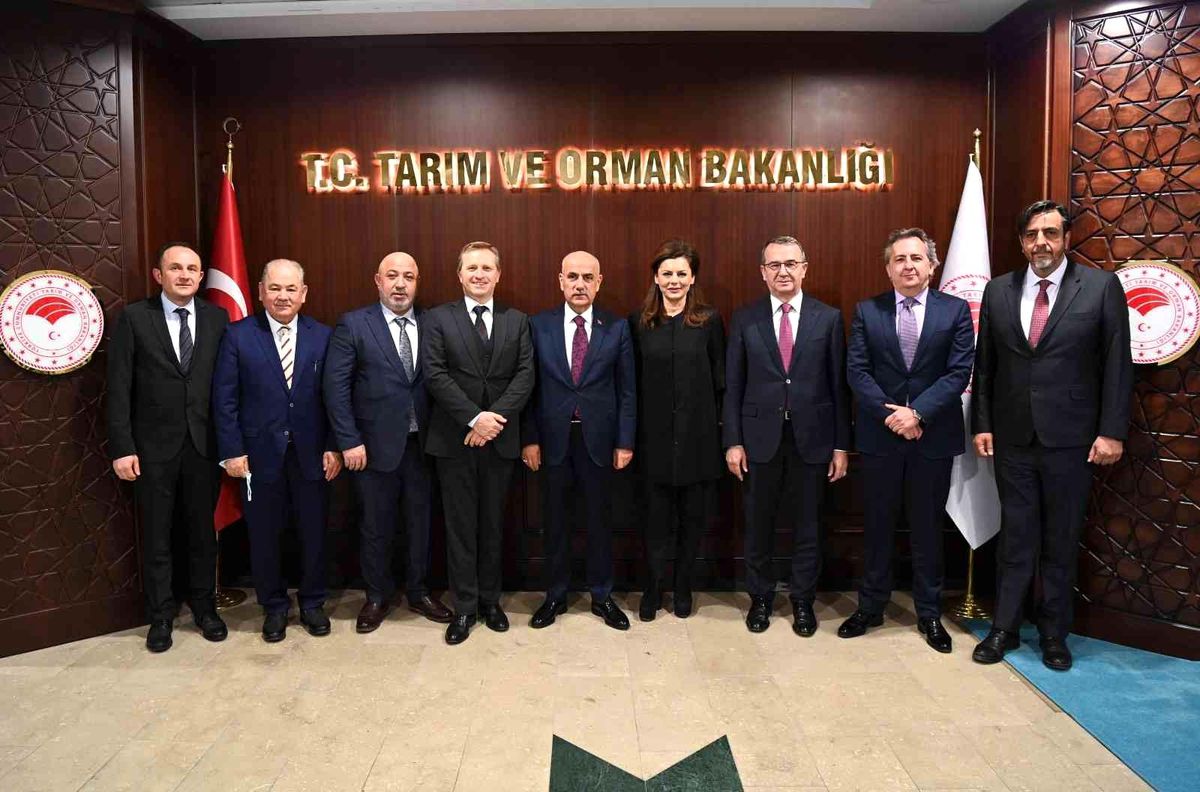 TGDF\'den Bakan Kirişçi\'ye ziyaret