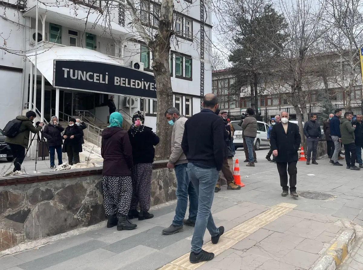 Tunceli\'de vatandaşlardan Sütlüce köyünde katı atık depolama tesisi yapılmasına tepki