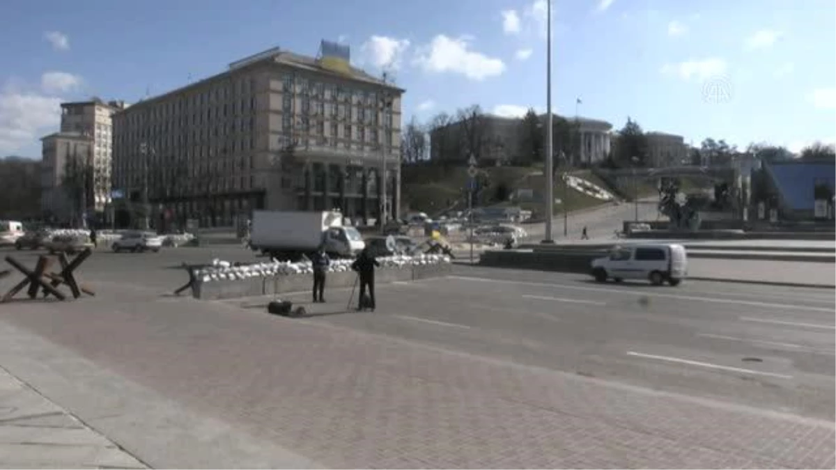 Ukrayna\'nın başkenti Kiev\'de 36 saatlik sokağa çıkma yasağının ardından son durum