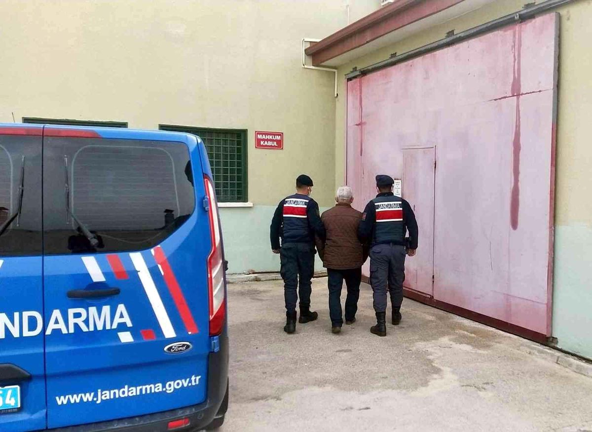 6 yıl kesinleşmiş hapis cezasıyla aranıyordu, yakalandı