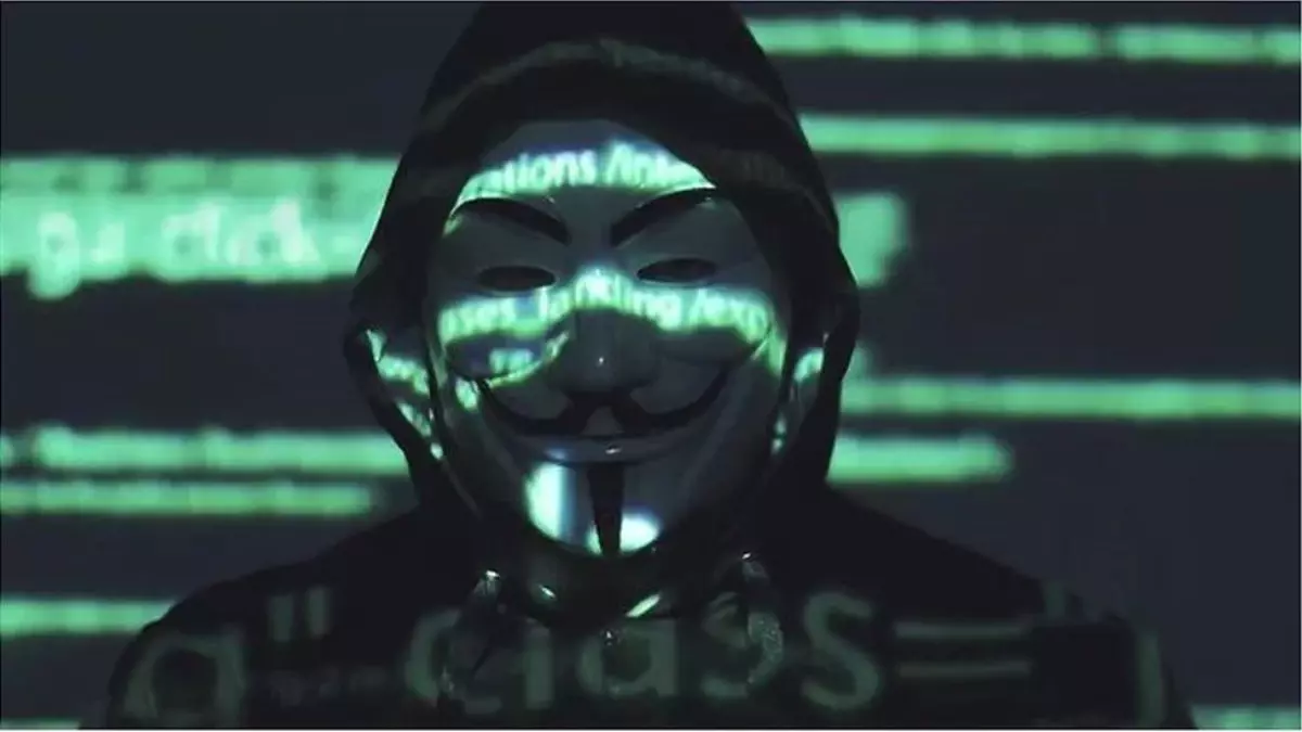 Anonymous hacker grubu: \'Ukrayna\'da barış için bir şey yapılmazsa Kremlin\'e yönelik saldırıları artıracağız\'