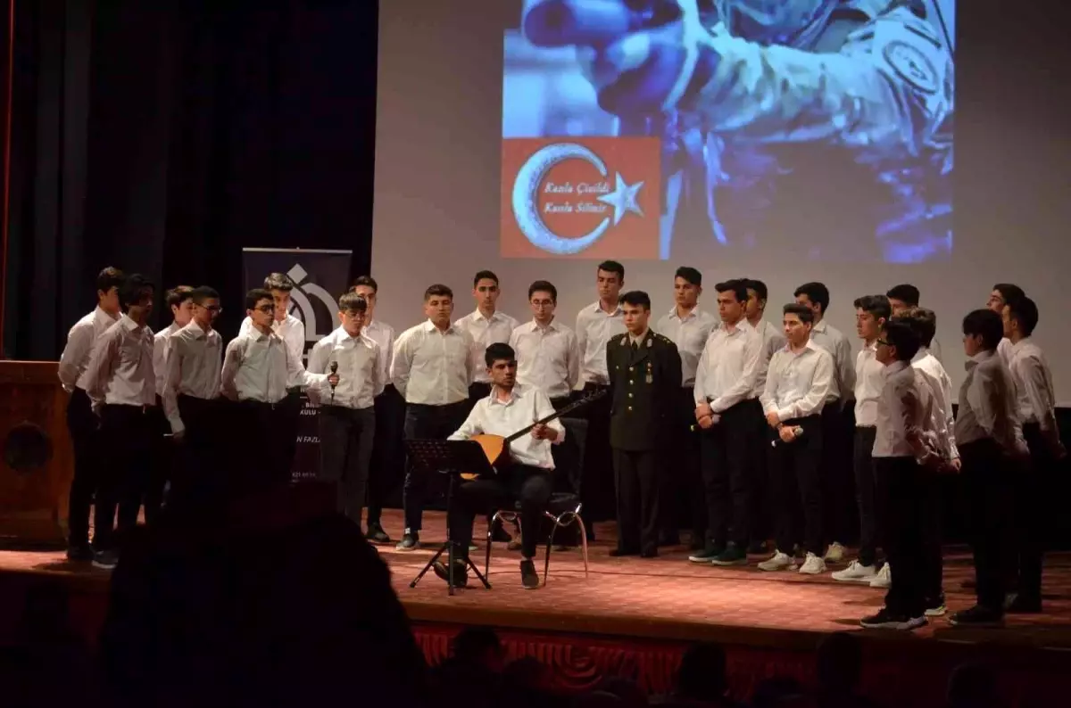 Develi\'de 18 Mart coşkusu