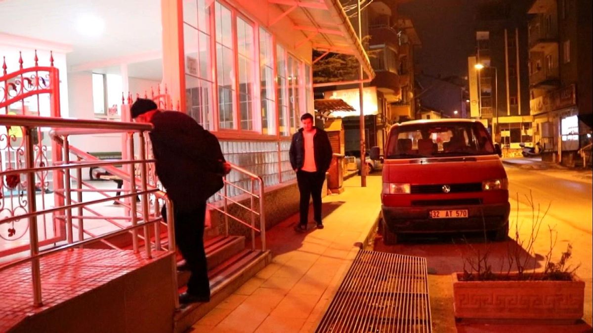 Isparta\'da Berat Kandili dualarla idrak edildi