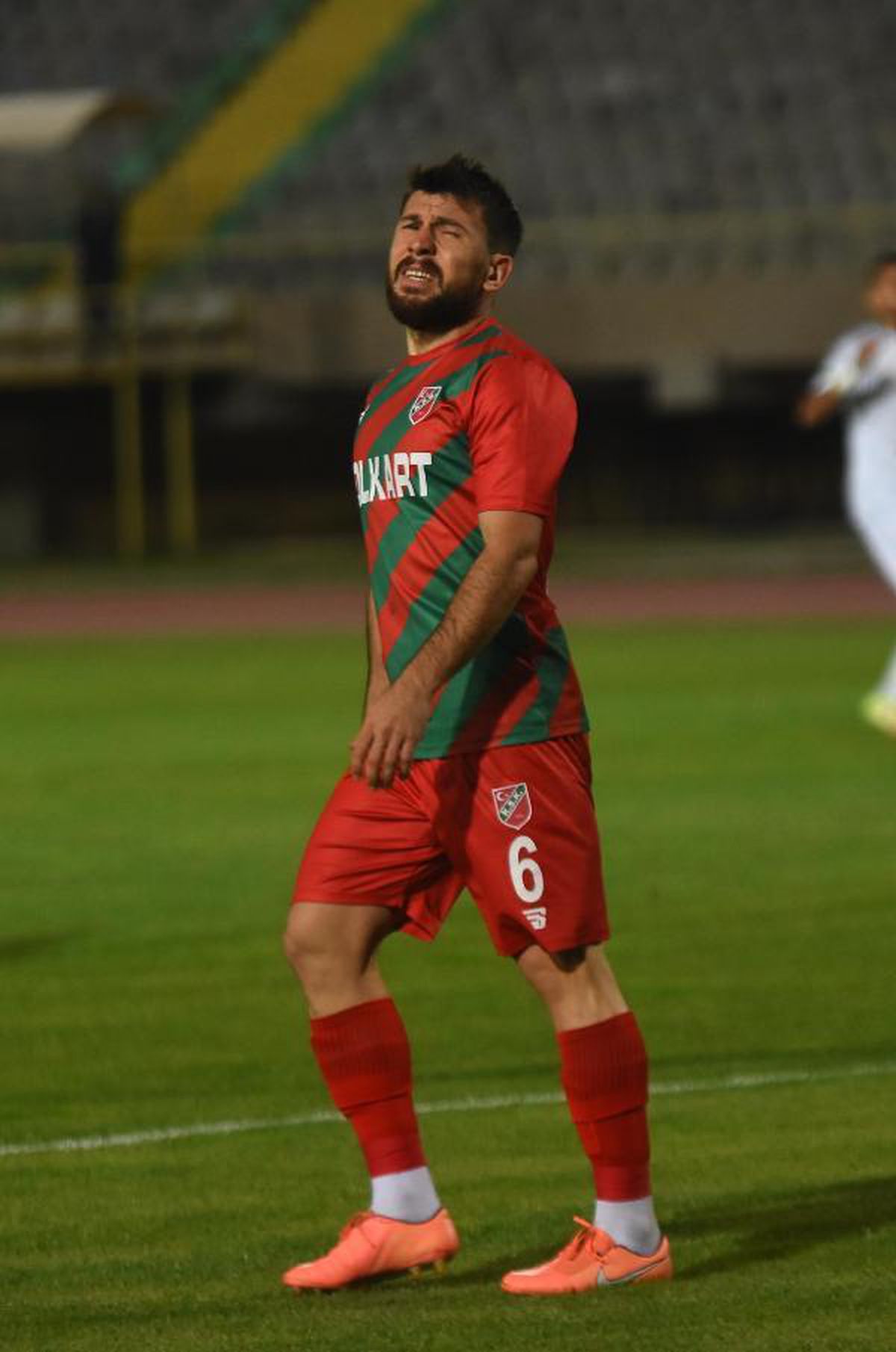Karşıyaka\'da Samican yetişmiyor