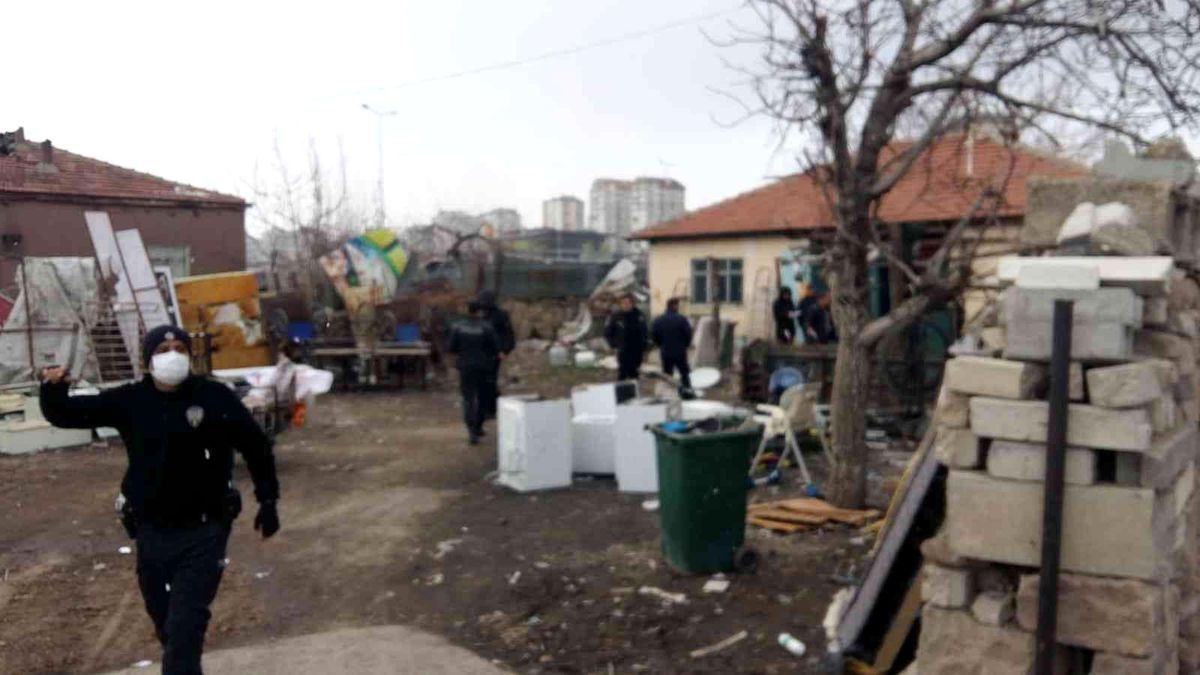 Kayseri polisinden hurdacı denetimi