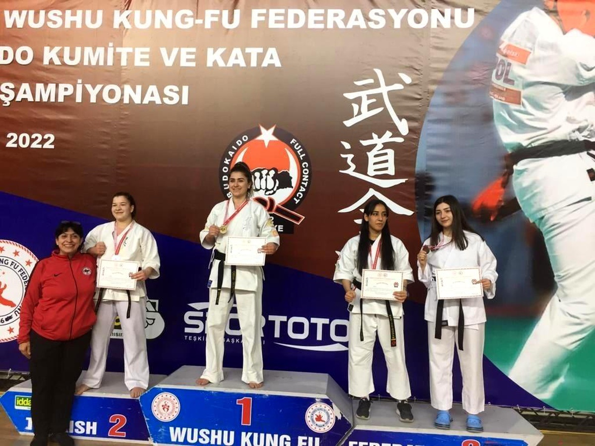 Kayserili sporculardan Türkiye Şampiyonasında 2 bronz madalya
