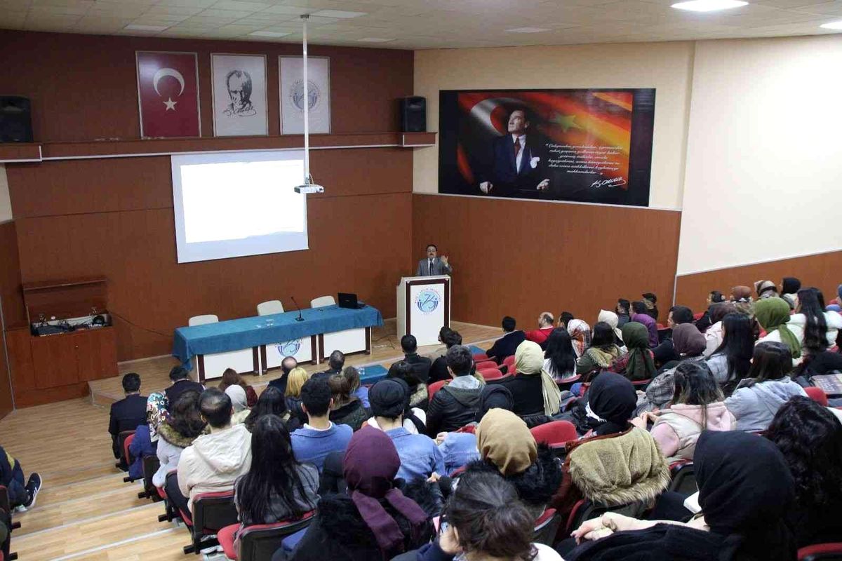 Kilis\'te Çanakkale konferansı
