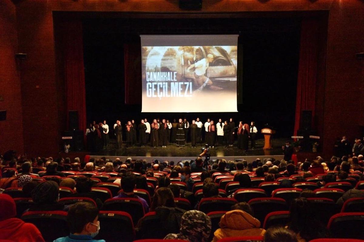 Lise öğrencilerinin hazırladığı \'Edebali\'nin Mirası Çanakkale\' adlı kısa film ayakta alkışlandı