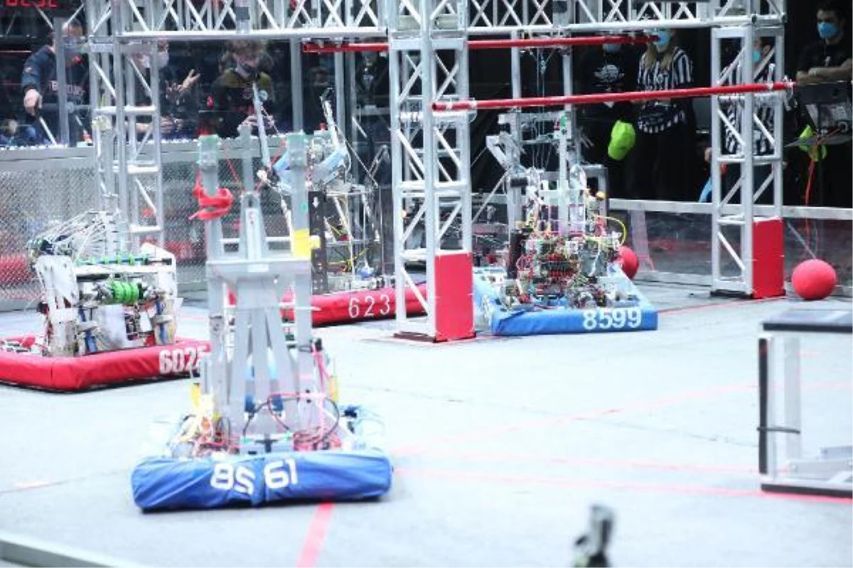Son dakika haberleri | Liselerarası robot yarışmasının İstanbul etabı tamamlandı